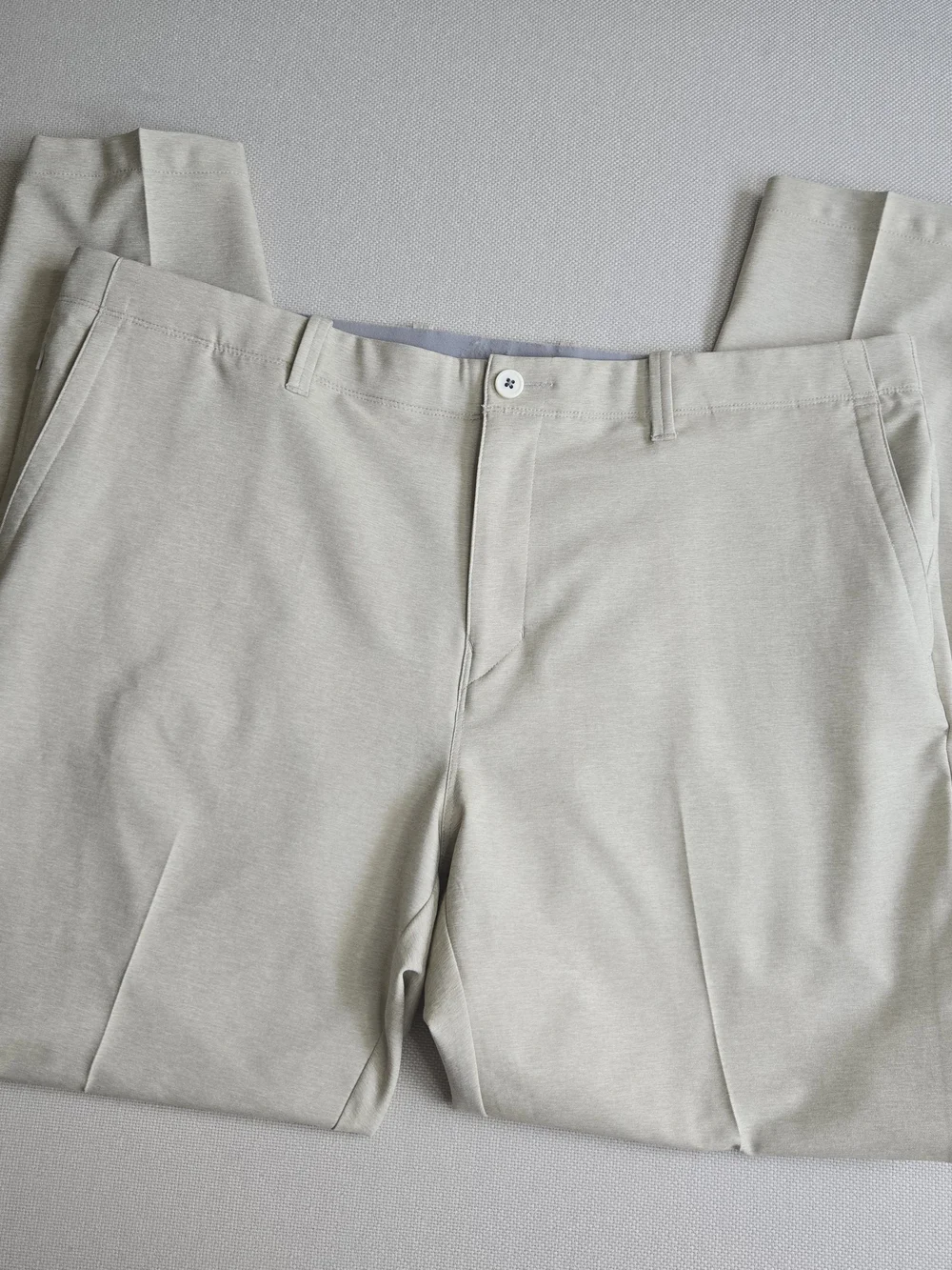 Tommy Bahama versatile slim